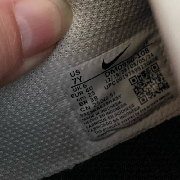 Nike Cortez Basic Leather, White /Black size 7 - Picture 4 of 4